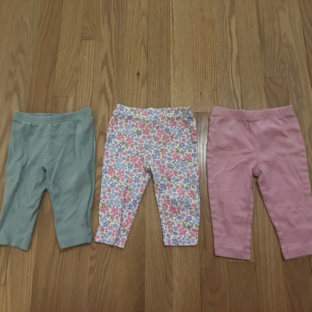Bundle of 6 month baby girl leggings